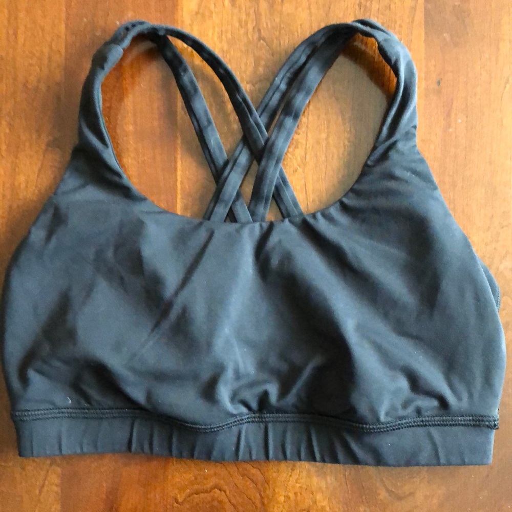 Lululemon black cross back yoga bra
